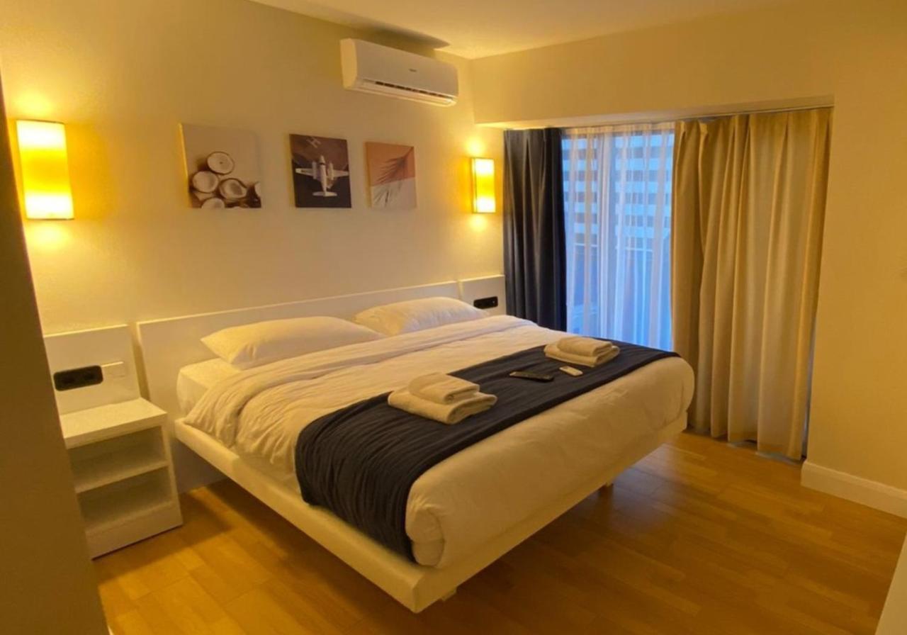 באטומי Orbi City Twins Tower מראה חיצוני תמונה