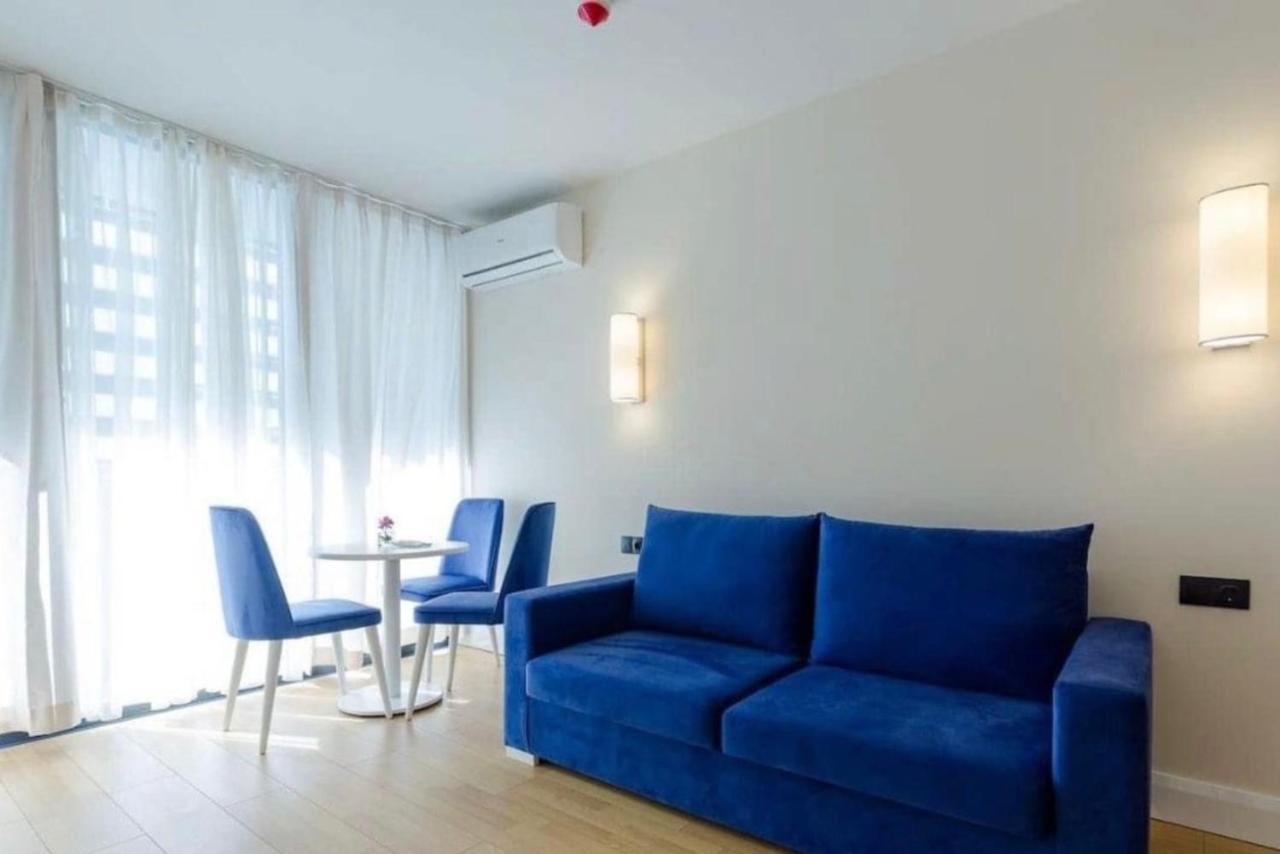 באטומי Orbi City Twins Tower מראה חיצוני תמונה