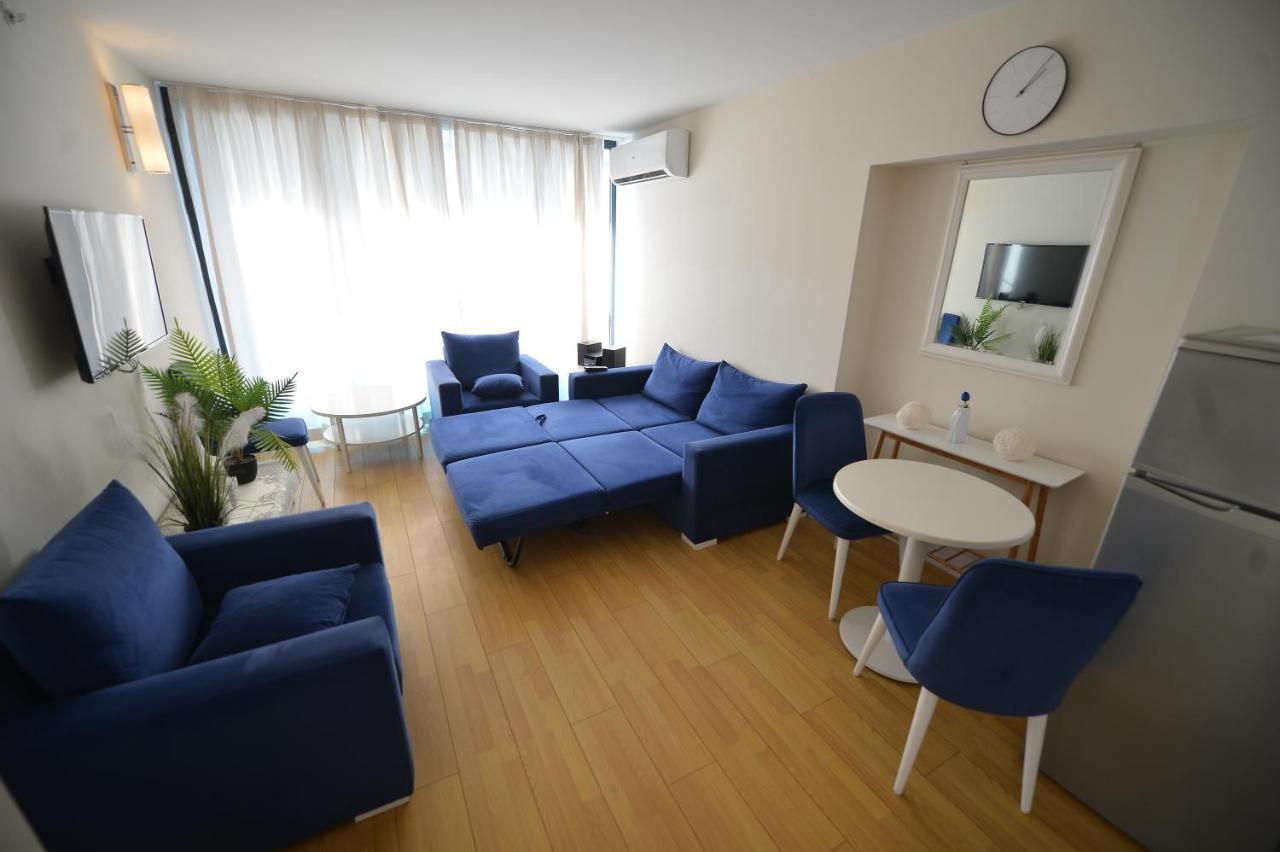 באטומי Orbi City Twins Tower מראה חיצוני תמונה