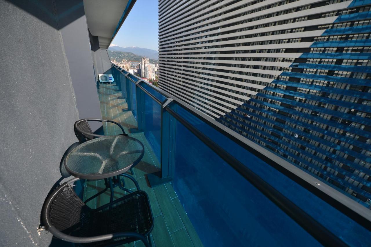 באטומי Orbi City Twins Tower מראה חיצוני תמונה