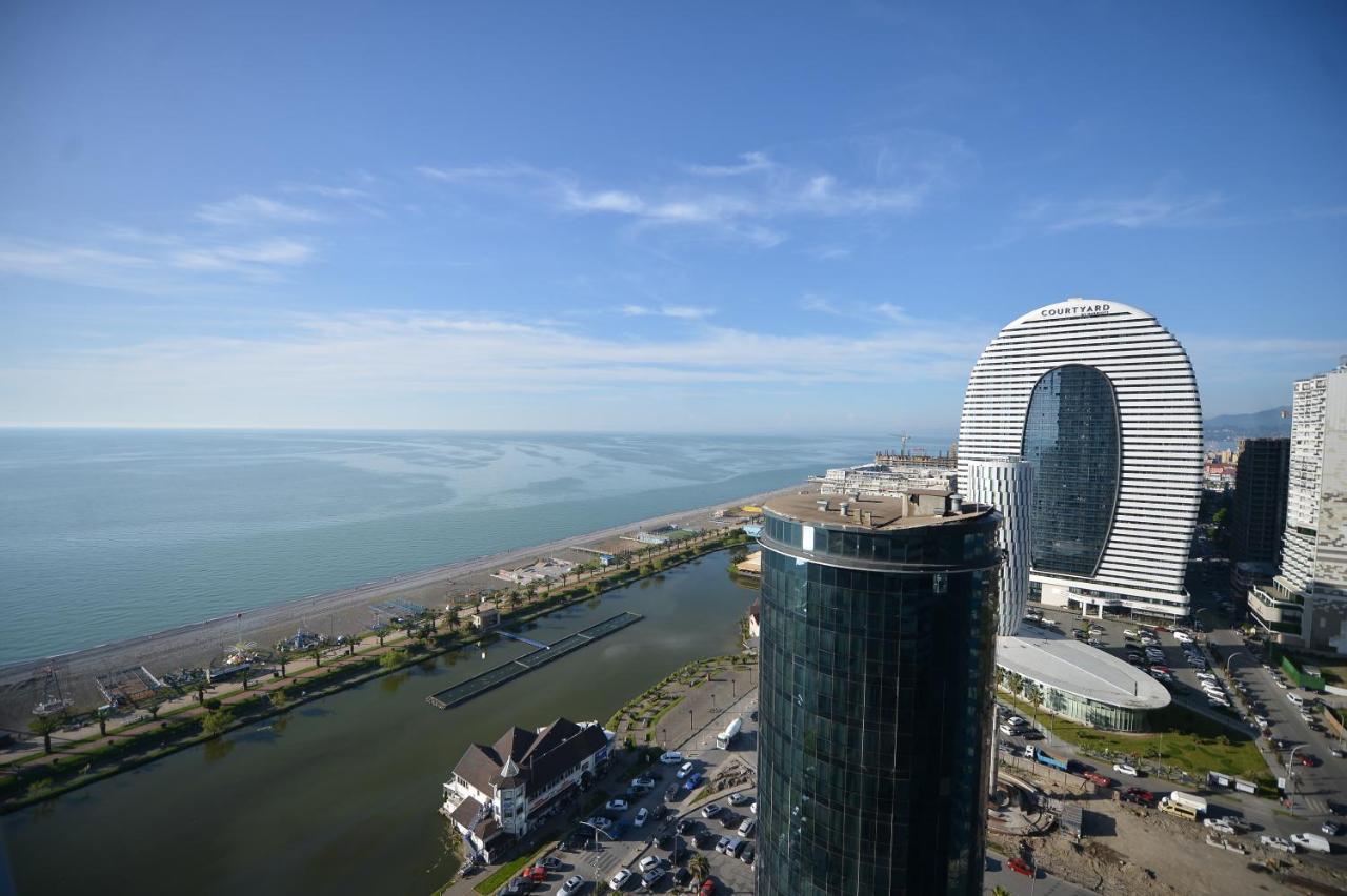 באטומי Orbi City Twins Tower מראה חיצוני תמונה